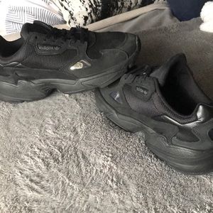 Falcon sneakers adidas